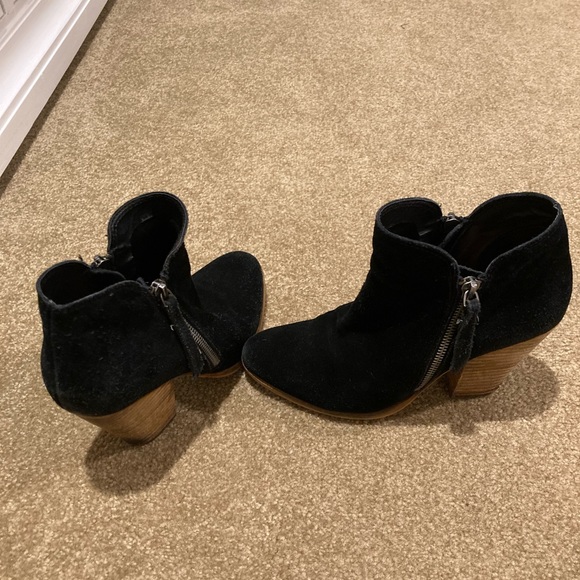 Black suede dolce vida booties - Picture 3 of 5
